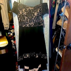 Beautiful size 2 dress